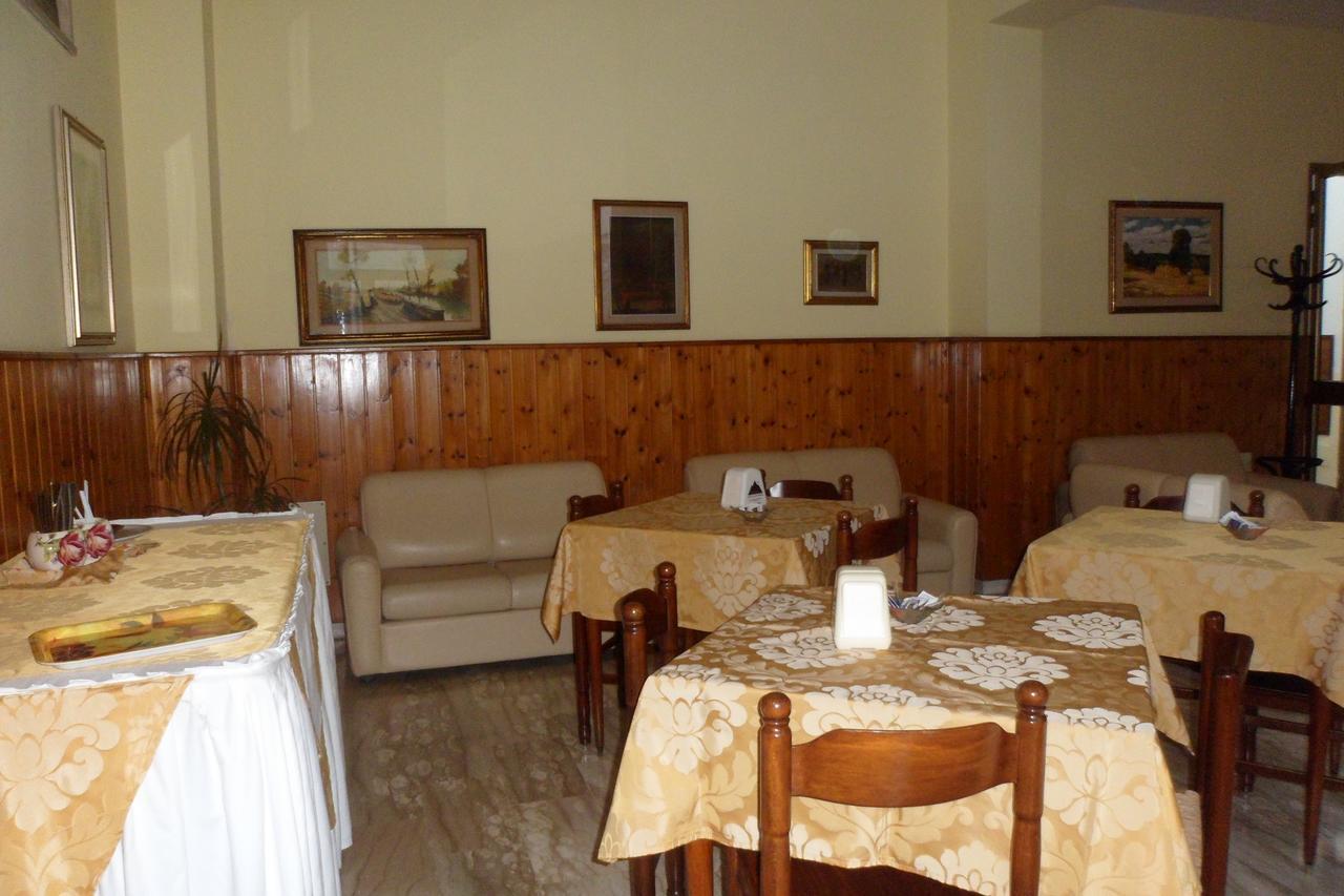 Albergo Miramonte 维博瓦伦蒂亚 外观 照片